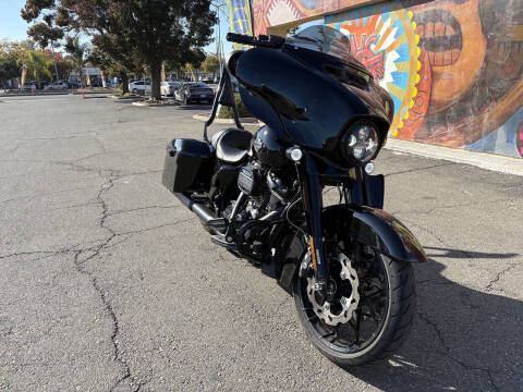 2022 Harley-Davidson Street Glide