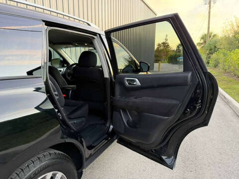 2014 Nissan Pathfinder SV