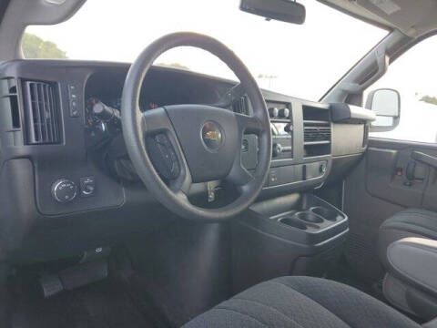 2024 Chevrolet Express 2500