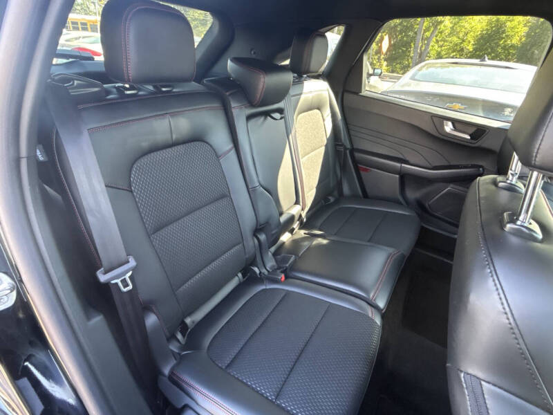 2025 Ford Escape ST-Line