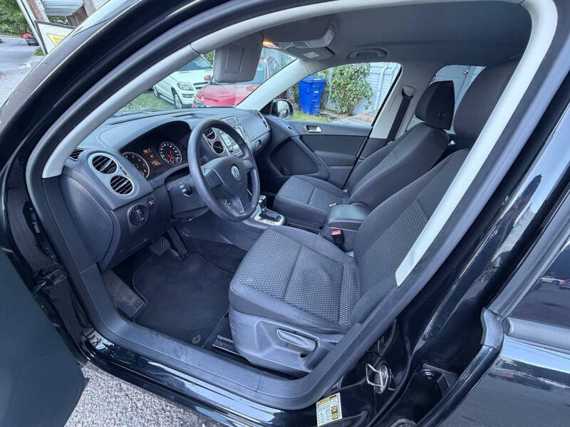 2010 Volkswagen Tiguan S