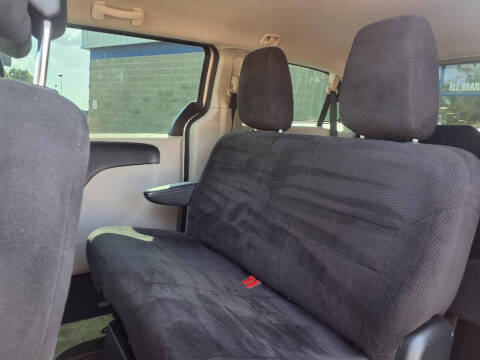 2013 Dodge Grand Caravan SE