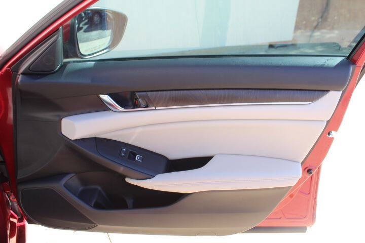 2019 Honda Accord Hybrid EX