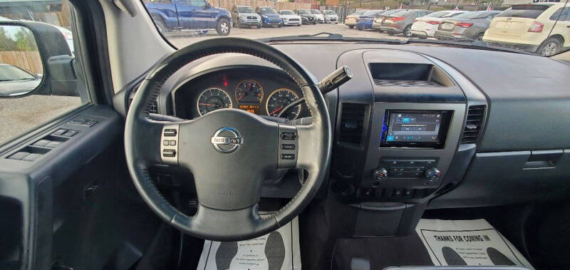 2010 Nissan Titan SE