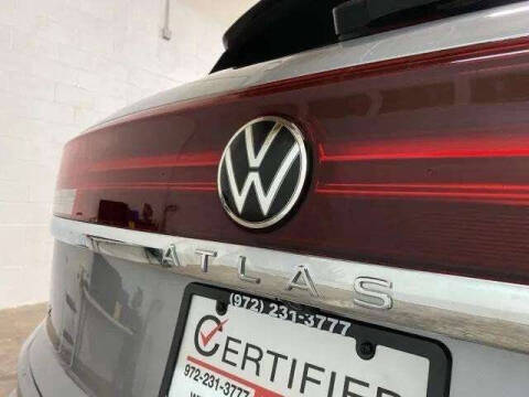 2025 Volkswagen Atlas Cross Sport SE 4Motion