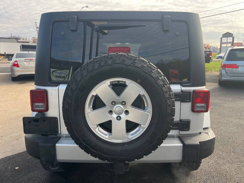 2011 Jeep Wrangler Unlimited Sahara