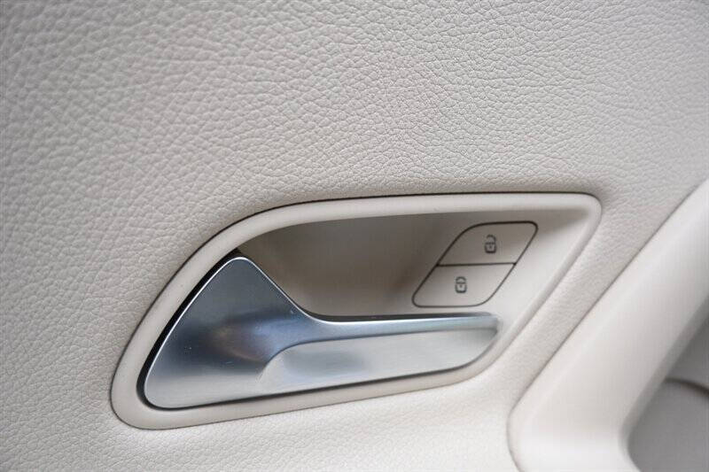 2020 Mercedes-Benz A-Class A 220