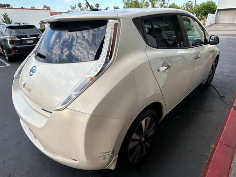 2015 Nissan LEAF