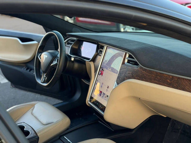 2016 Tesla Model S