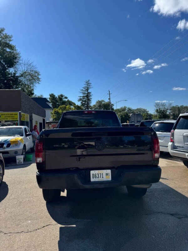 2021 RAM 1500 Classic SLT