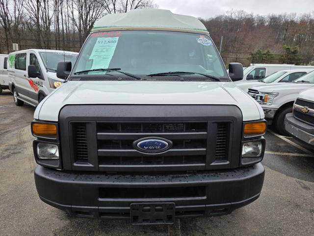 2012 Ford E-Series E-350 SD