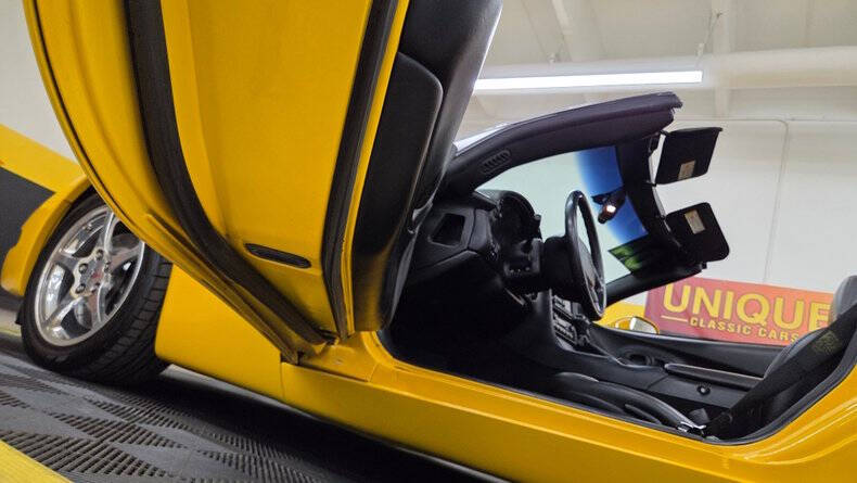 2004 Chevrolet Corvette
