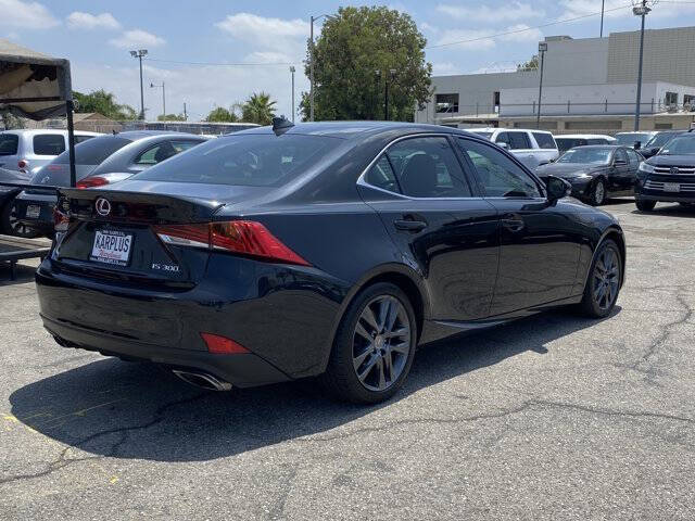 2018 Lexus IS 300