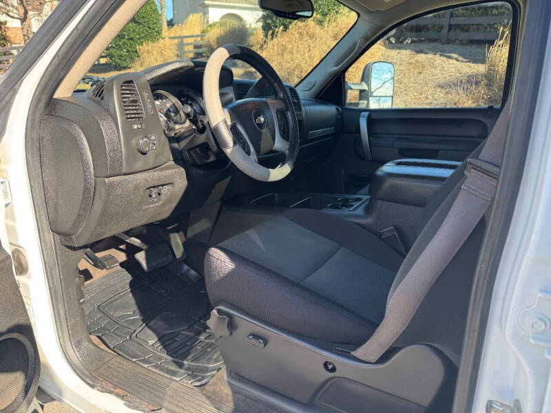 2013 Chevrolet Silverado 3500HD CC LT