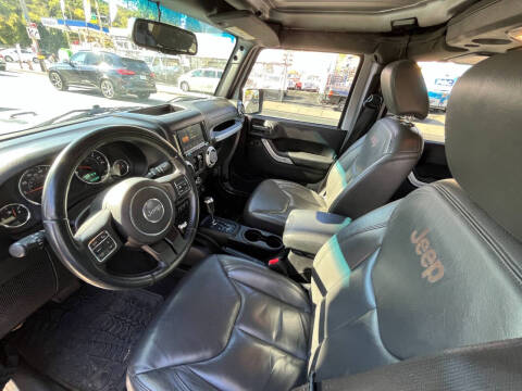 2016 Jeep Wrangler Unlimited Sahara