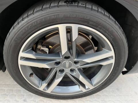 2017 Audi A4 2.0T quattro Prestige