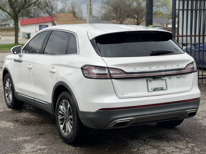 2019 Lincoln Nautilus Select
