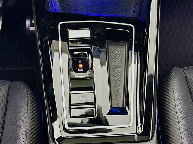 2024 Volkswagen Golf R 4Motion