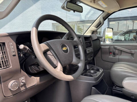 2024 Chevrolet Express 3500 Reefer Cube Van