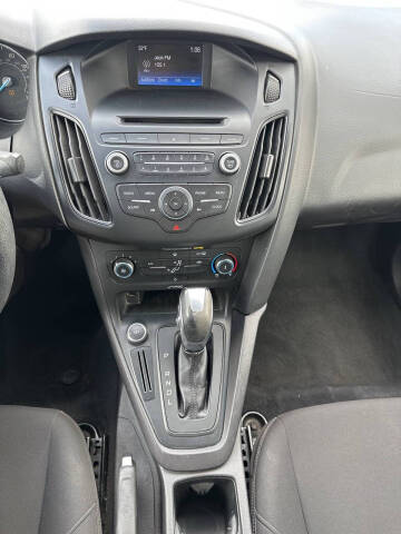 2015 Ford Focus SE