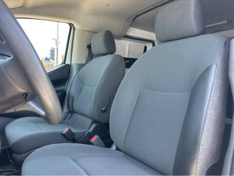 2015 Nissan NV200 SV