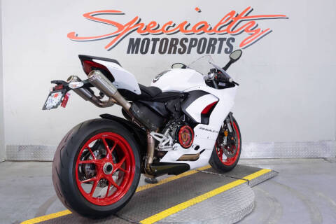 2022 Ducati Panigale V2