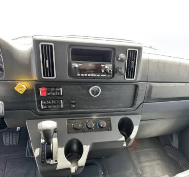 2025 Freightliner M2 106