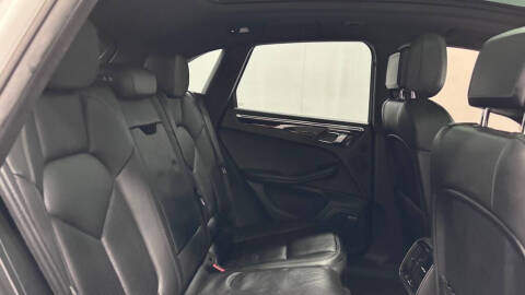 2017 Porsche Macan S