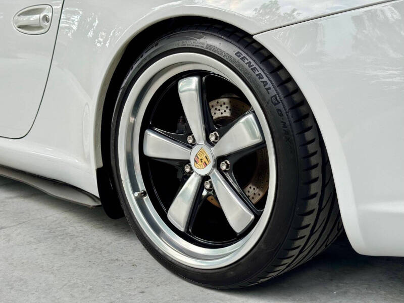 2006 Porsche 911 Carrera