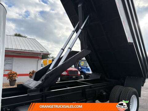 2015 Freightliner M2 106