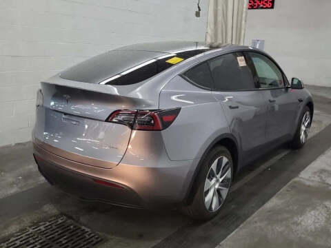 2024 Tesla Model Y Long Range