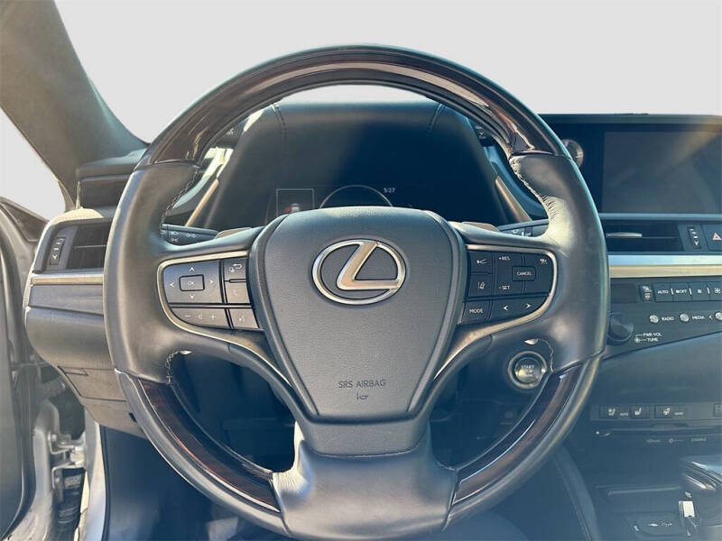 2019 Lexus ES 350