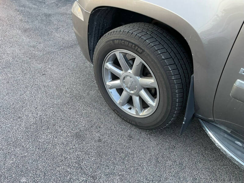 2011 GMC Yukon Denali