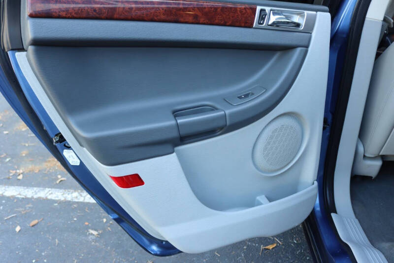 2007 Chrysler Pacifica Touring