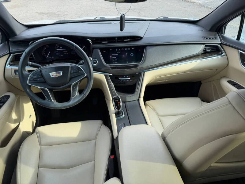 2017 Cadillac XT5
