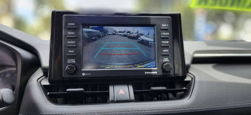 2022 Toyota RAV4 Hybrid LE