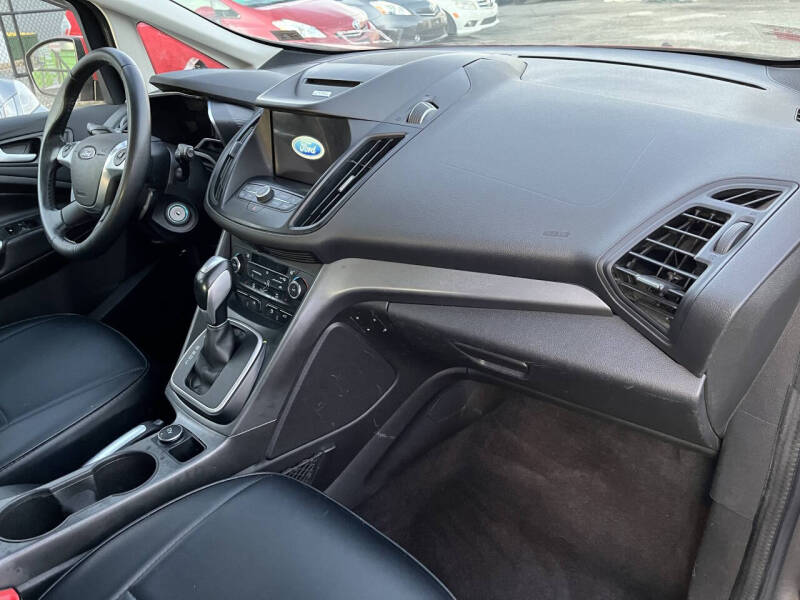 2017 Ford C-MAX Energi SE