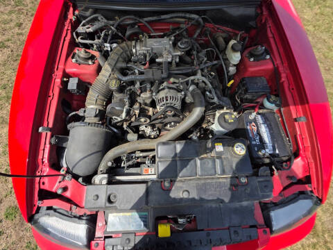 2004 Ford Mustang GT Deluxe
