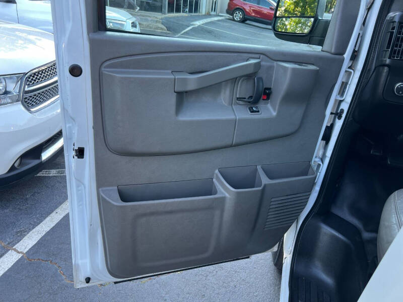 2019 Chevrolet Express 2500