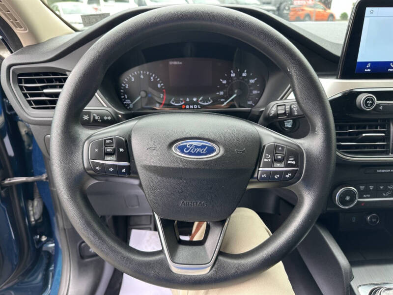 2020 Ford Escape SE