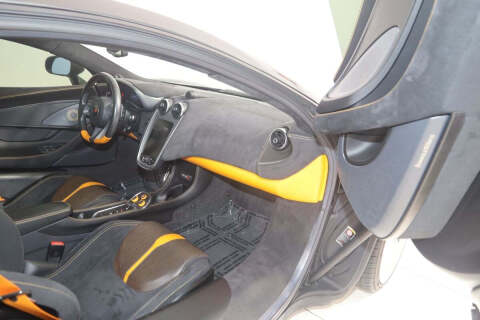 2020 McLaren 570S