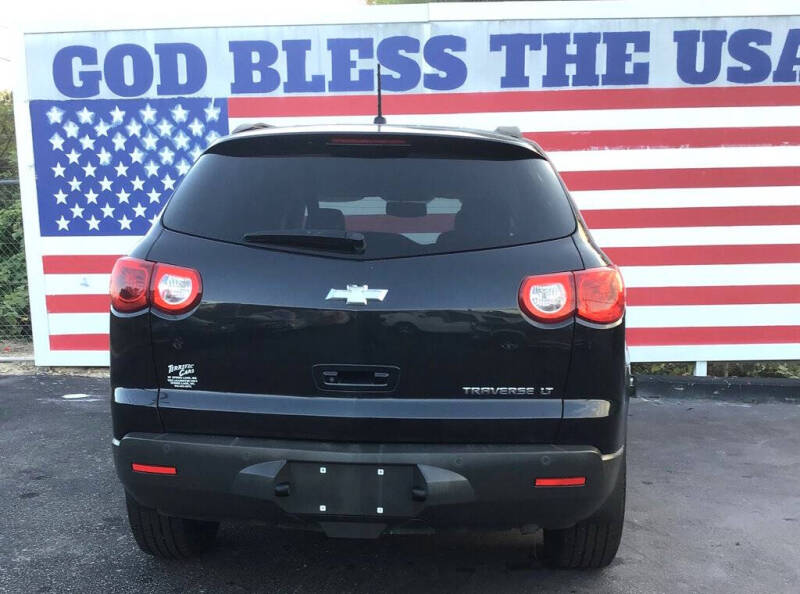 2011 Chevrolet Traverse LT