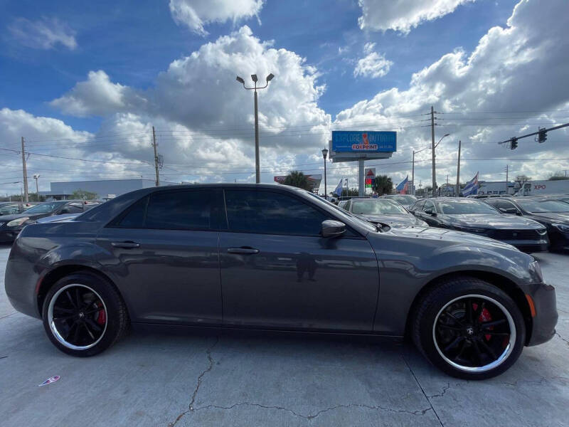 2019 Chrysler 300 S