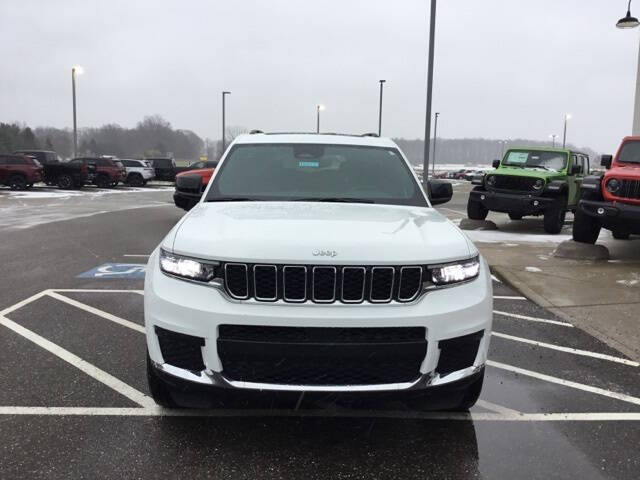 2024 Jeep Grand Cherokee L Laredo