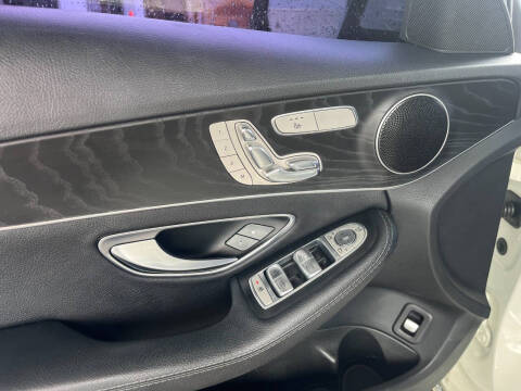 2017 Mercedes-Benz C-Class C 300