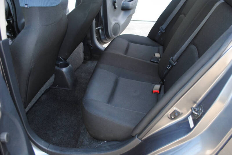 2017 Nissan Versa 1.6 S Plus