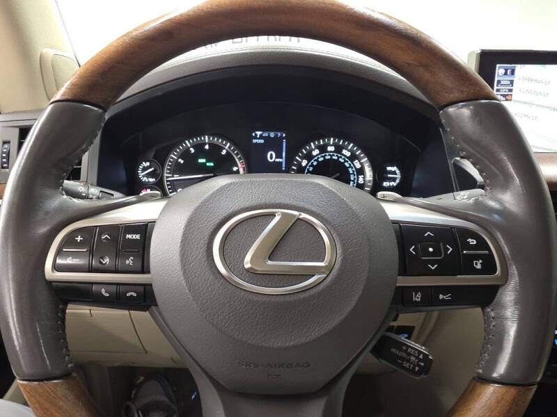 2017 Lexus LX 570