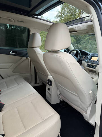 2012 Volkswagen Tiguan SE