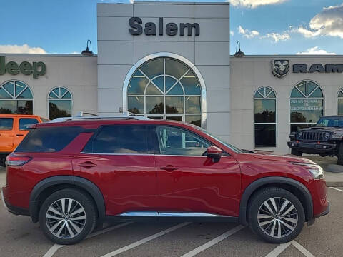 2022 Nissan Pathfinder Platinum