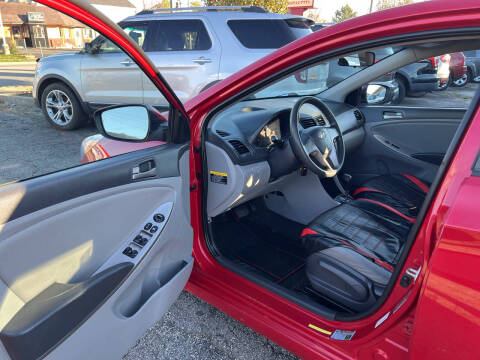 2016 Hyundai Accent SE